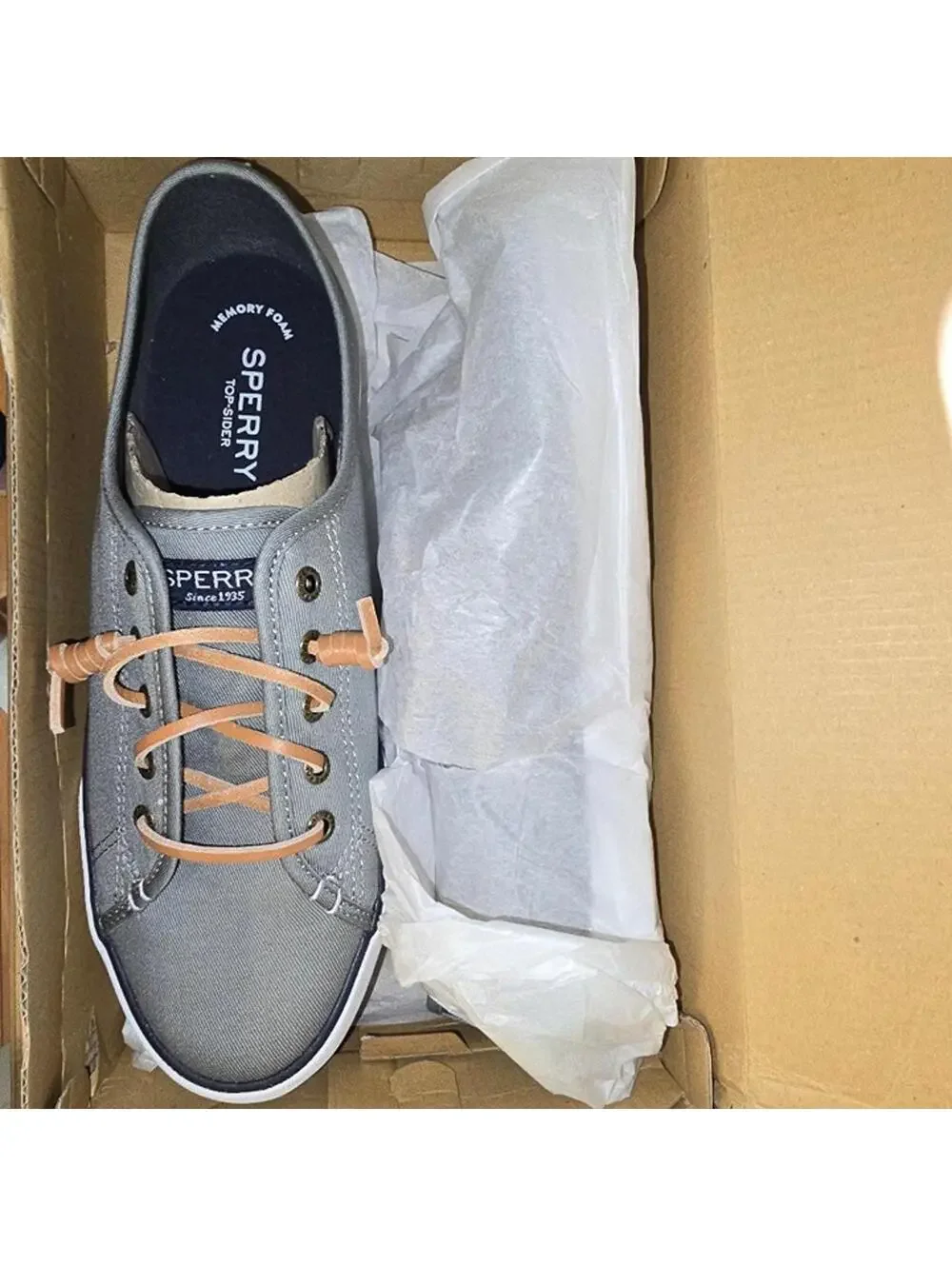 Sperry Women's size 9 Core Grey NIB